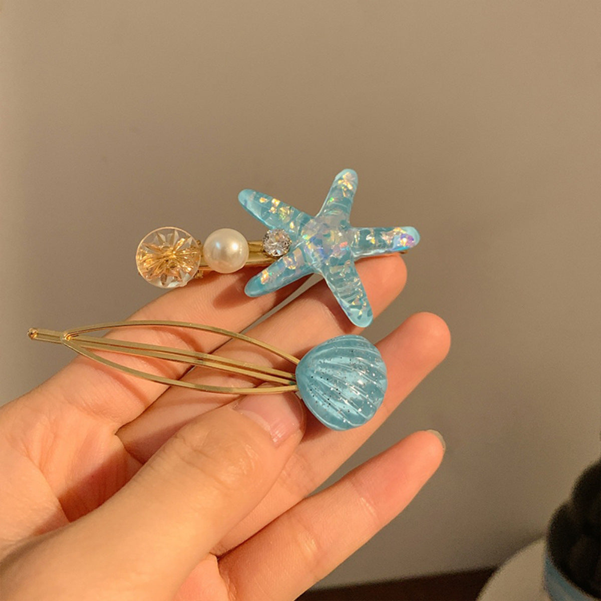 Dopamine Cute Seamless Cosmetic Clip