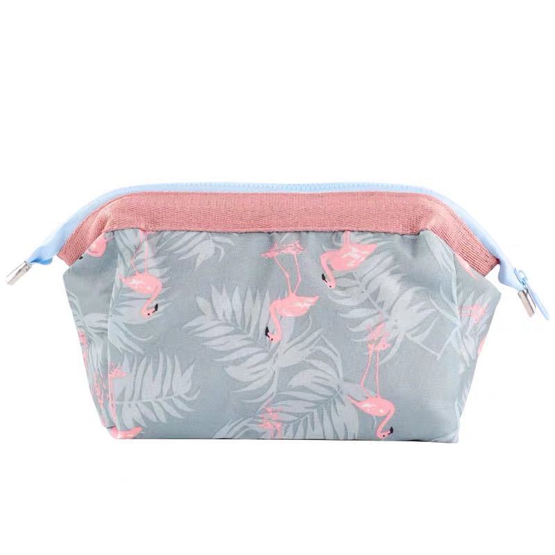 Travel cosmetic bag storage bag