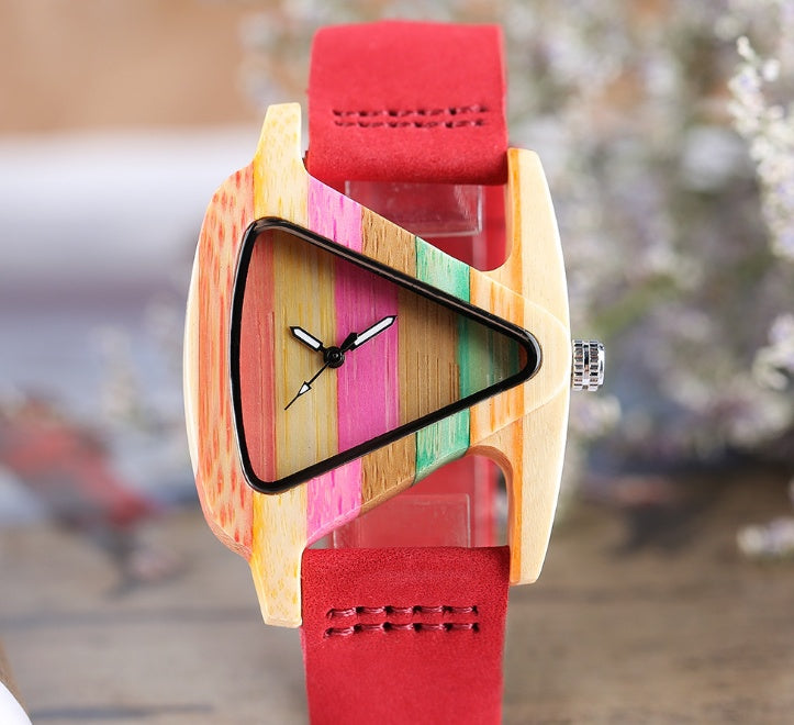 New Wooden Quartz Watch Fashion Color Digital Digital Character Triangle Dial