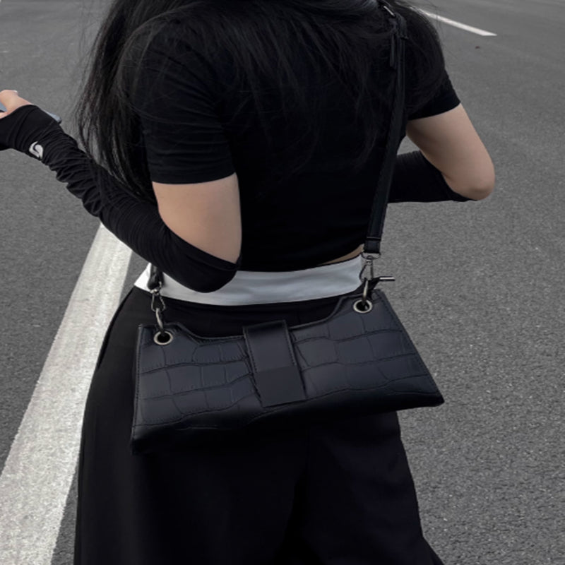 Niche Design With High-end Texture And Western Style Single Shoulder Baguette Bag