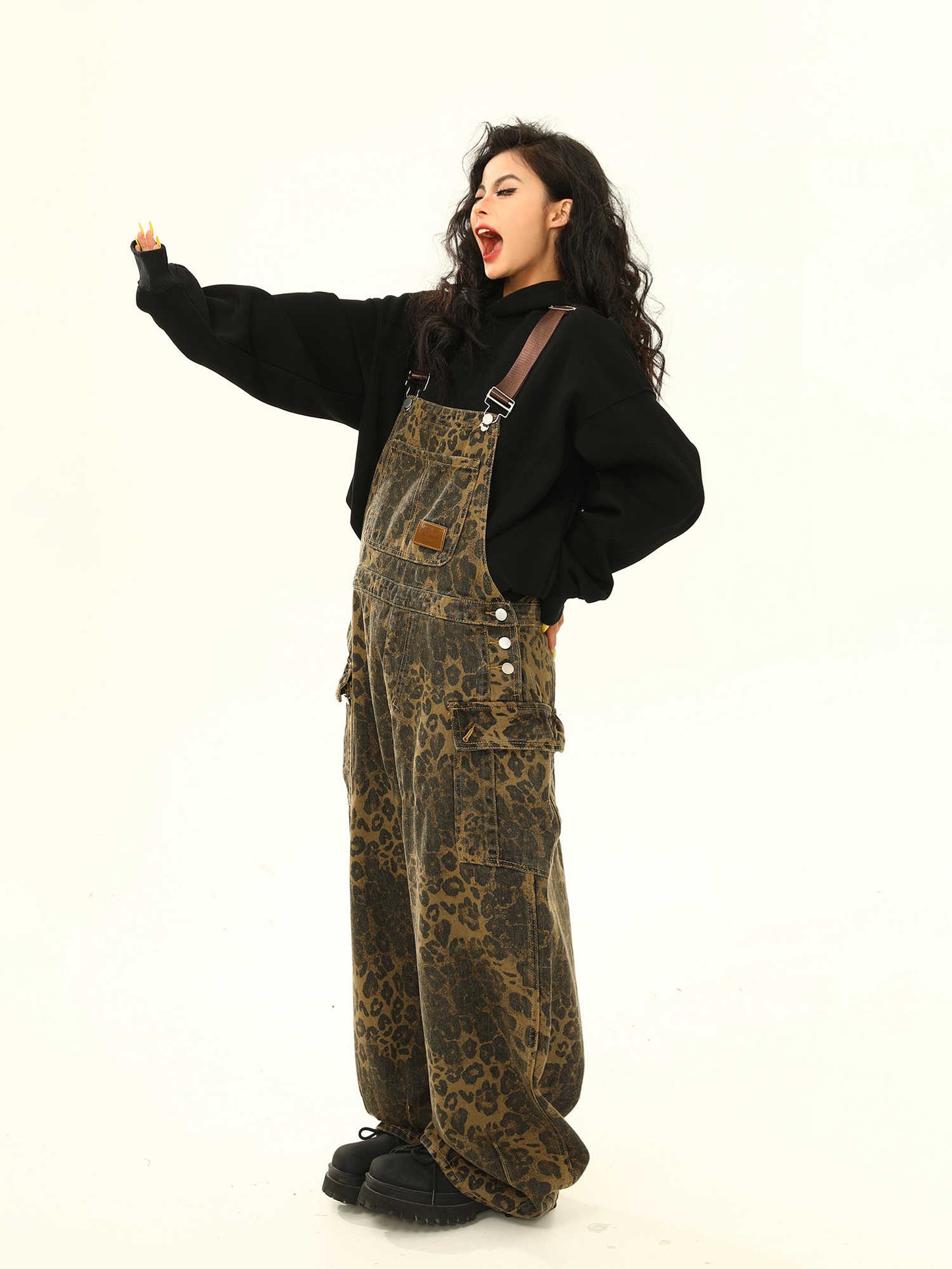 Leopard Print Cargo Pocket Suspender Pants Loose Wide Leg Jeans