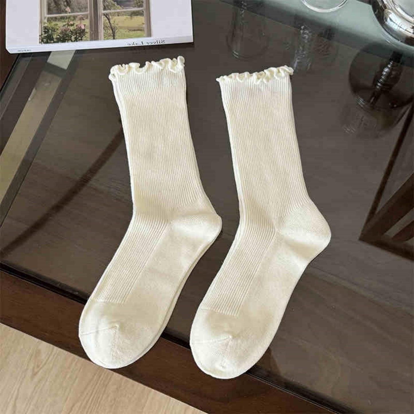 Ear Fungus Edge Mid Tube Socks For Spring And Autumn Styles