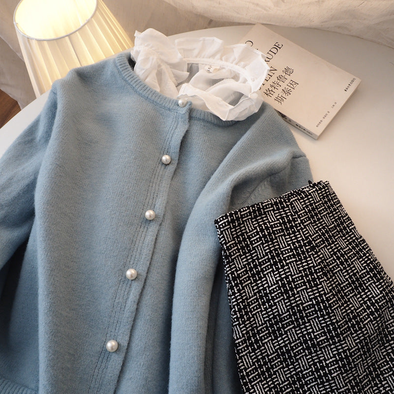 Women's Loose Pearl Button Sweater Coat