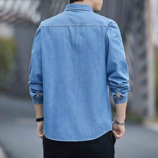 Langærmet herreskjorte i blåt denim