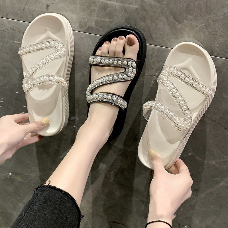Wear Flat Beaded Sandals Outside The Summer