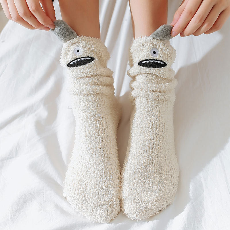 Three-dimensional ear embroidery snow socks
