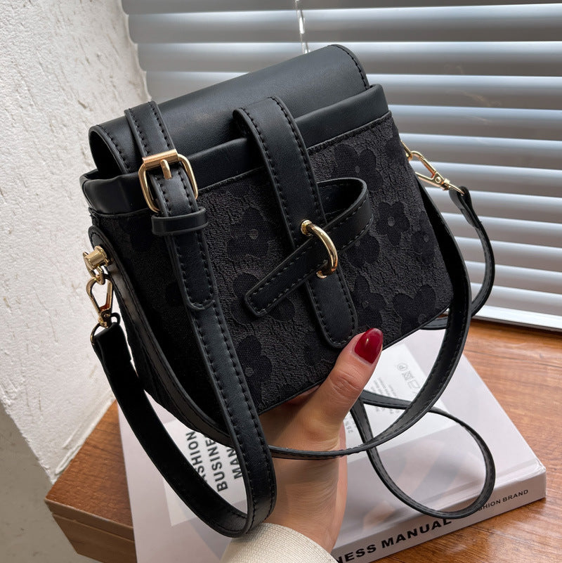 Spring And Summer New Fashion Single Shoulder French Messenger Bag