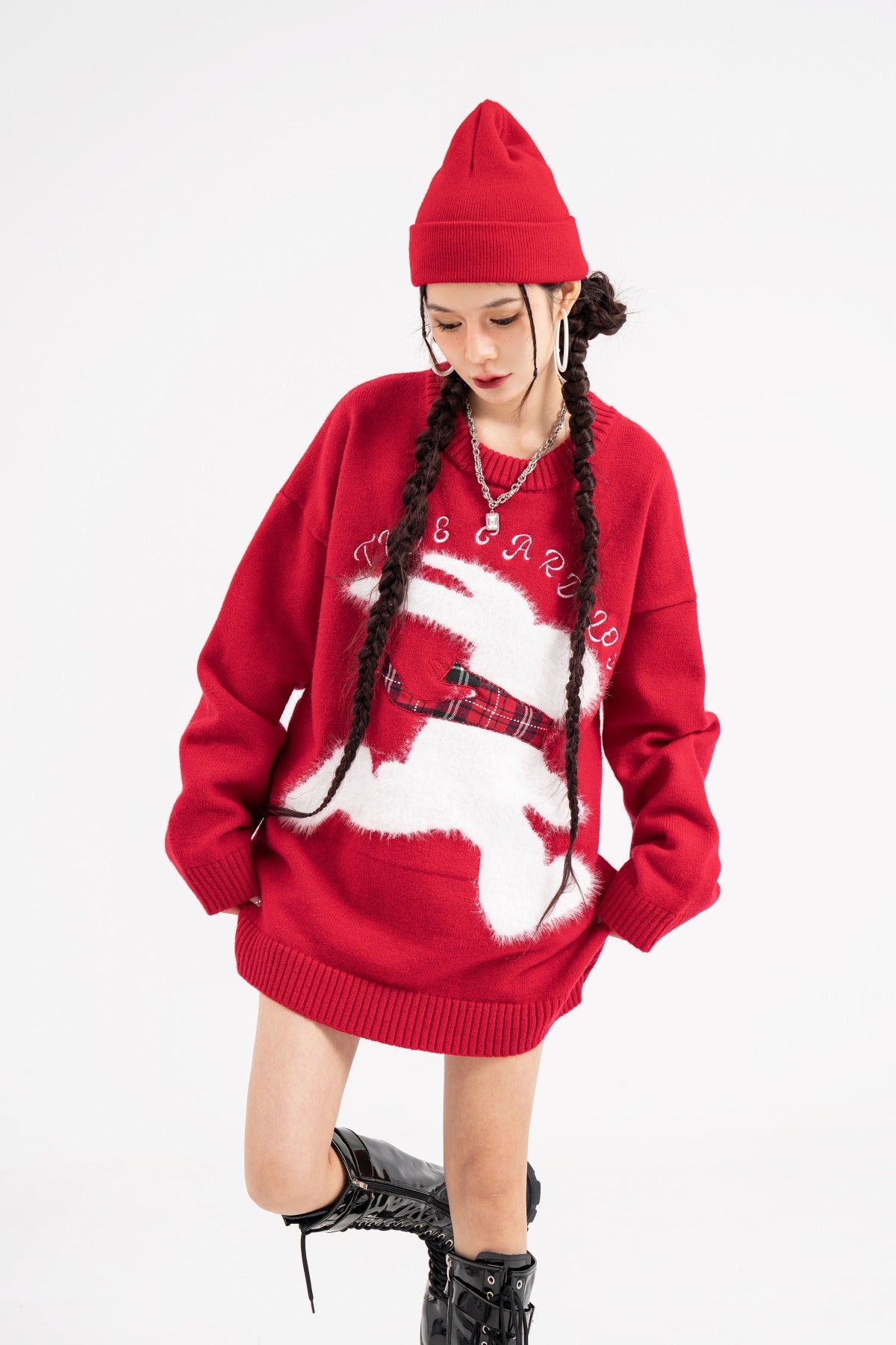 Men's And Women's Round Neck Knitted Sweater