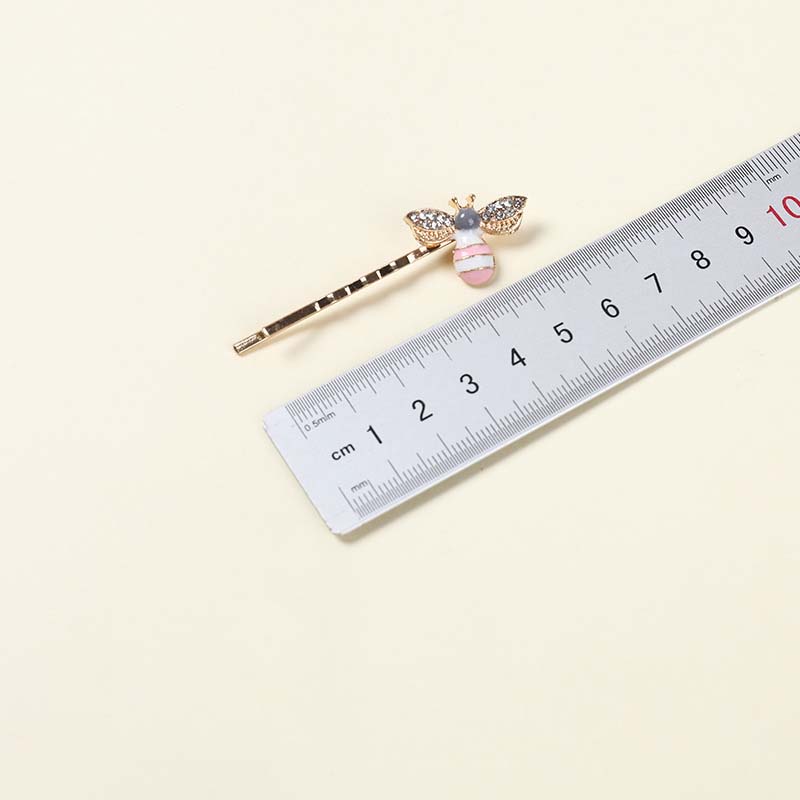 Cute Girly Heart Temperament Little Bee Word Folder