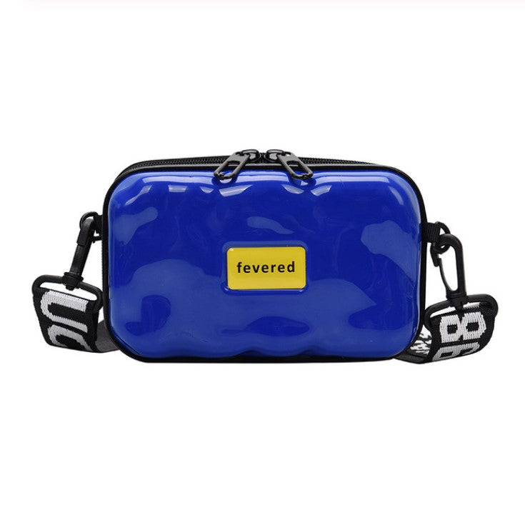 Small box bag with wide shoulder straps