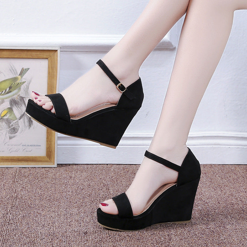 Buckle suede sandals