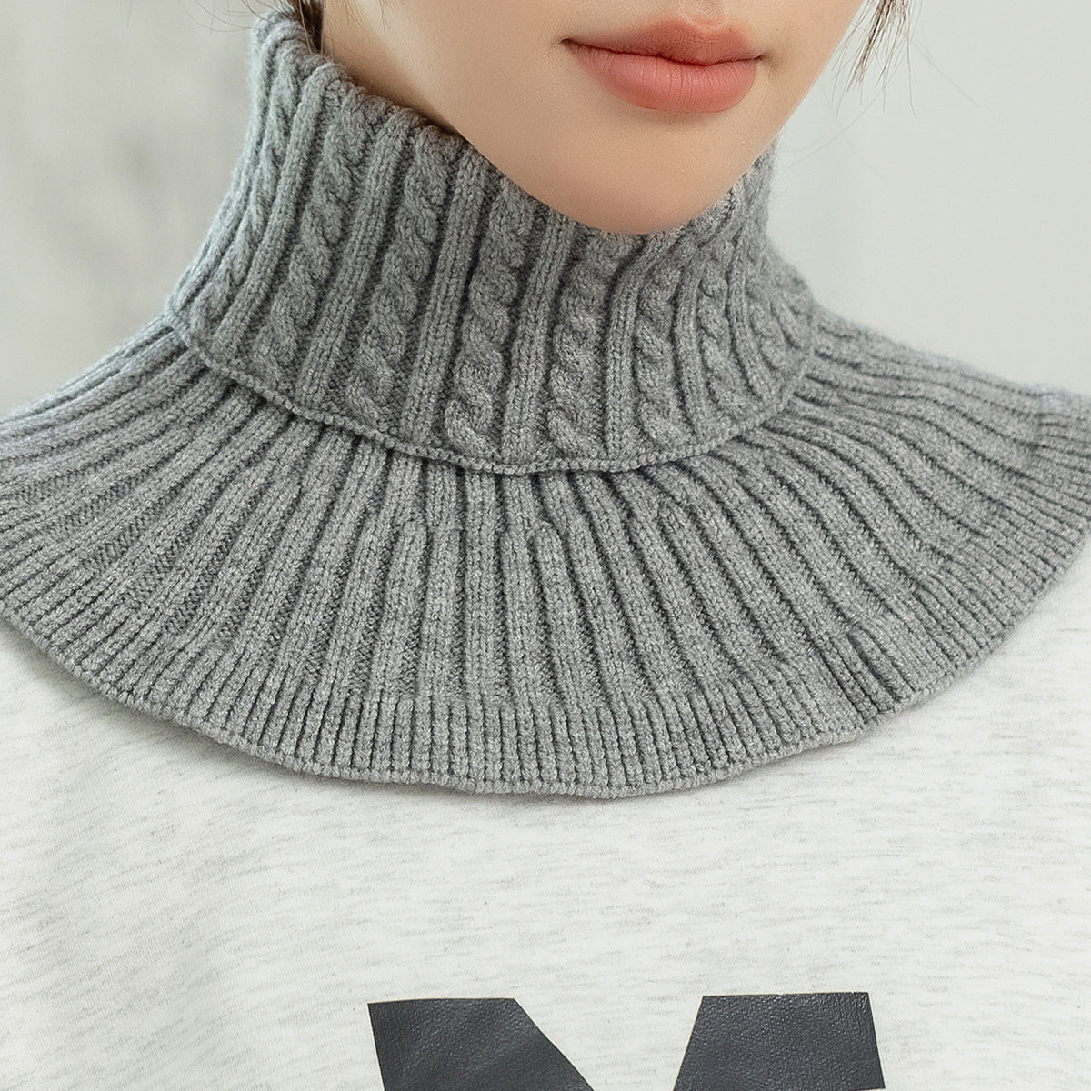 Polyester Geometric Solid-color Neck Scarf