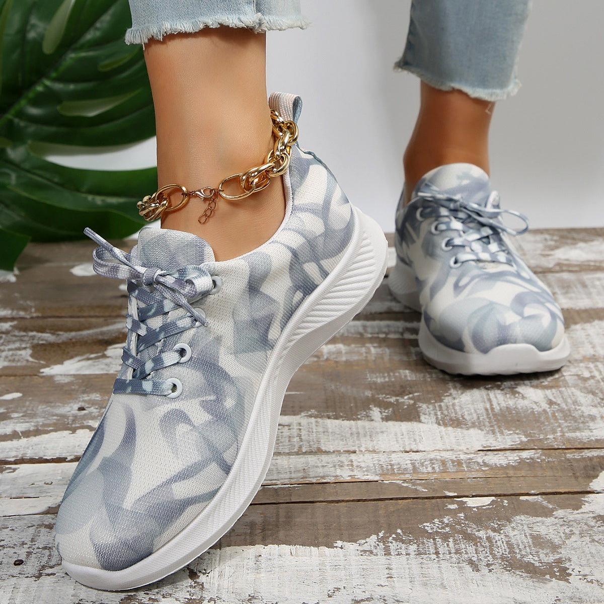 Women's Color Matching Casual Low-top Sneaker