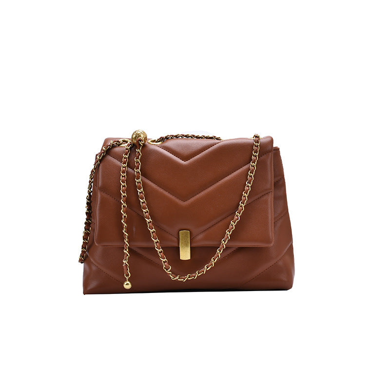 Textured chain shoulder bag