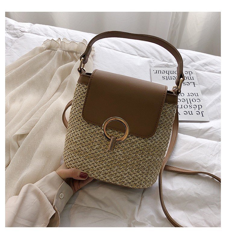Summer new simple straw shoulder beach bag