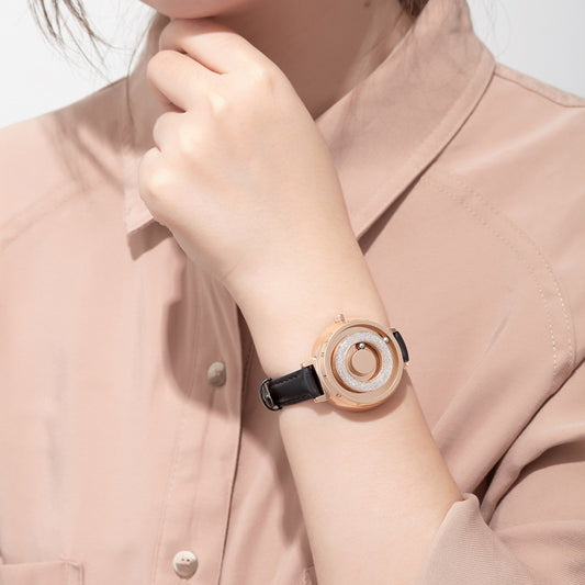 Women's Watch Fashion Magnetic Roller Belt