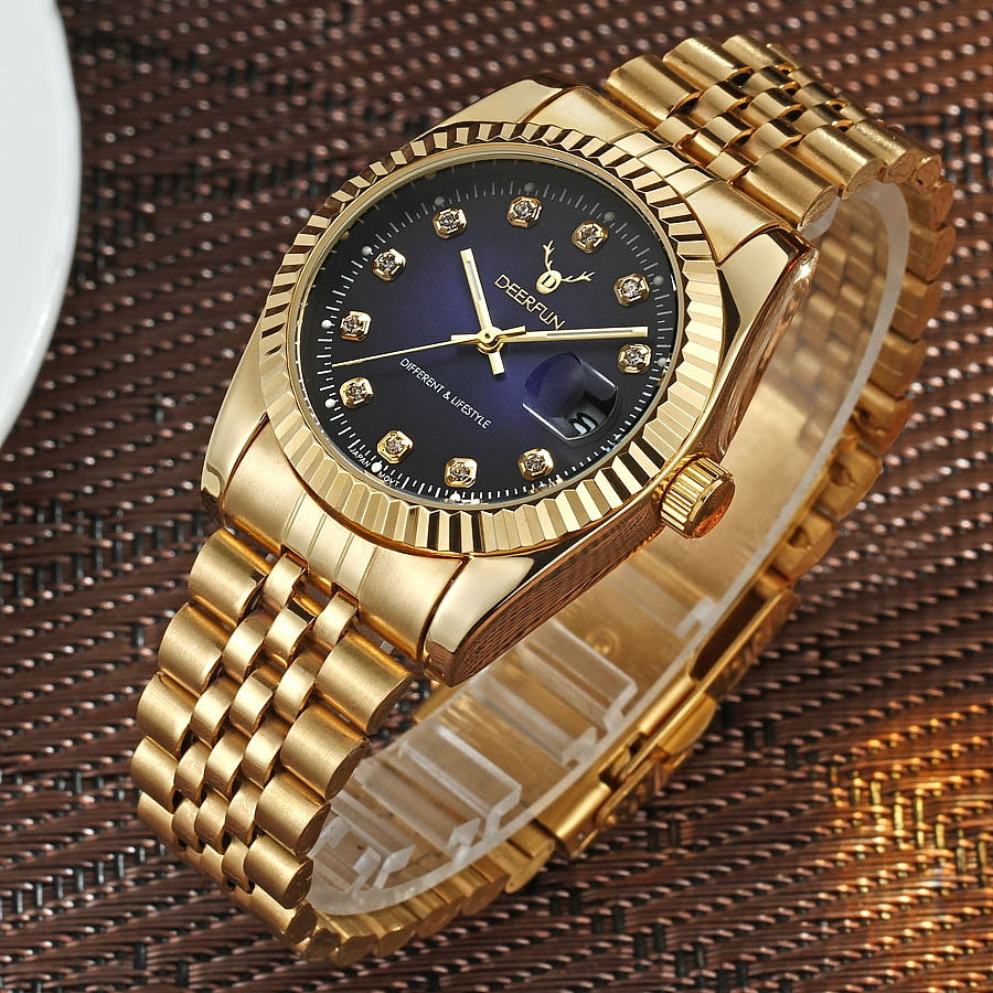 Shell watch with diamonds