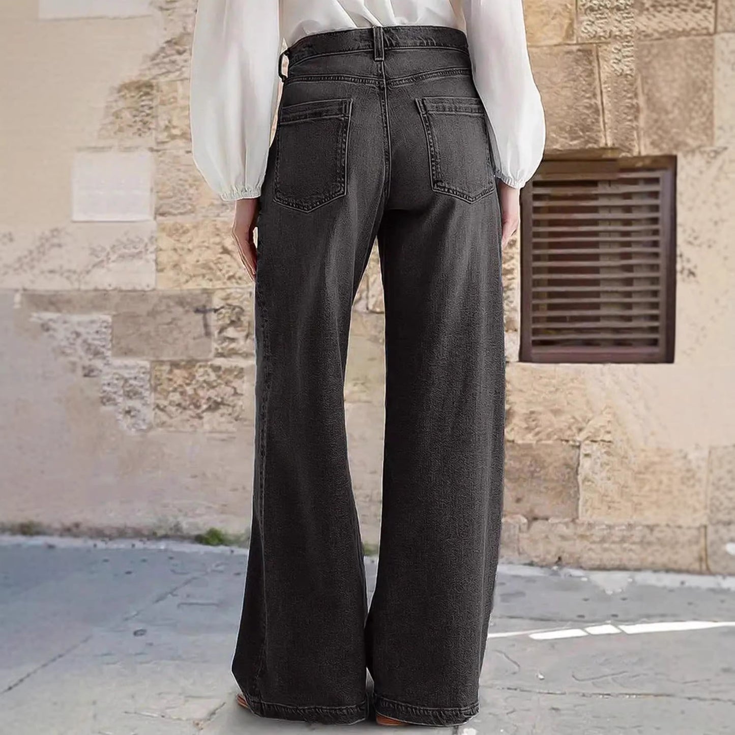 Womens Straight-leg Jeans With Stretch