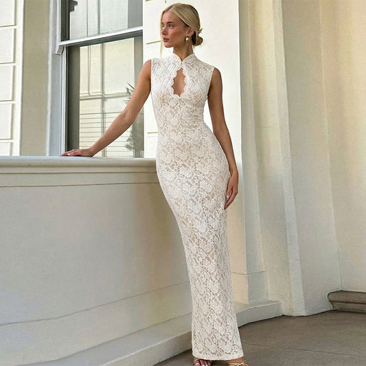 Sexy Figure-hugging Lace Sleeveless Dress With A Slit And Cutout Details