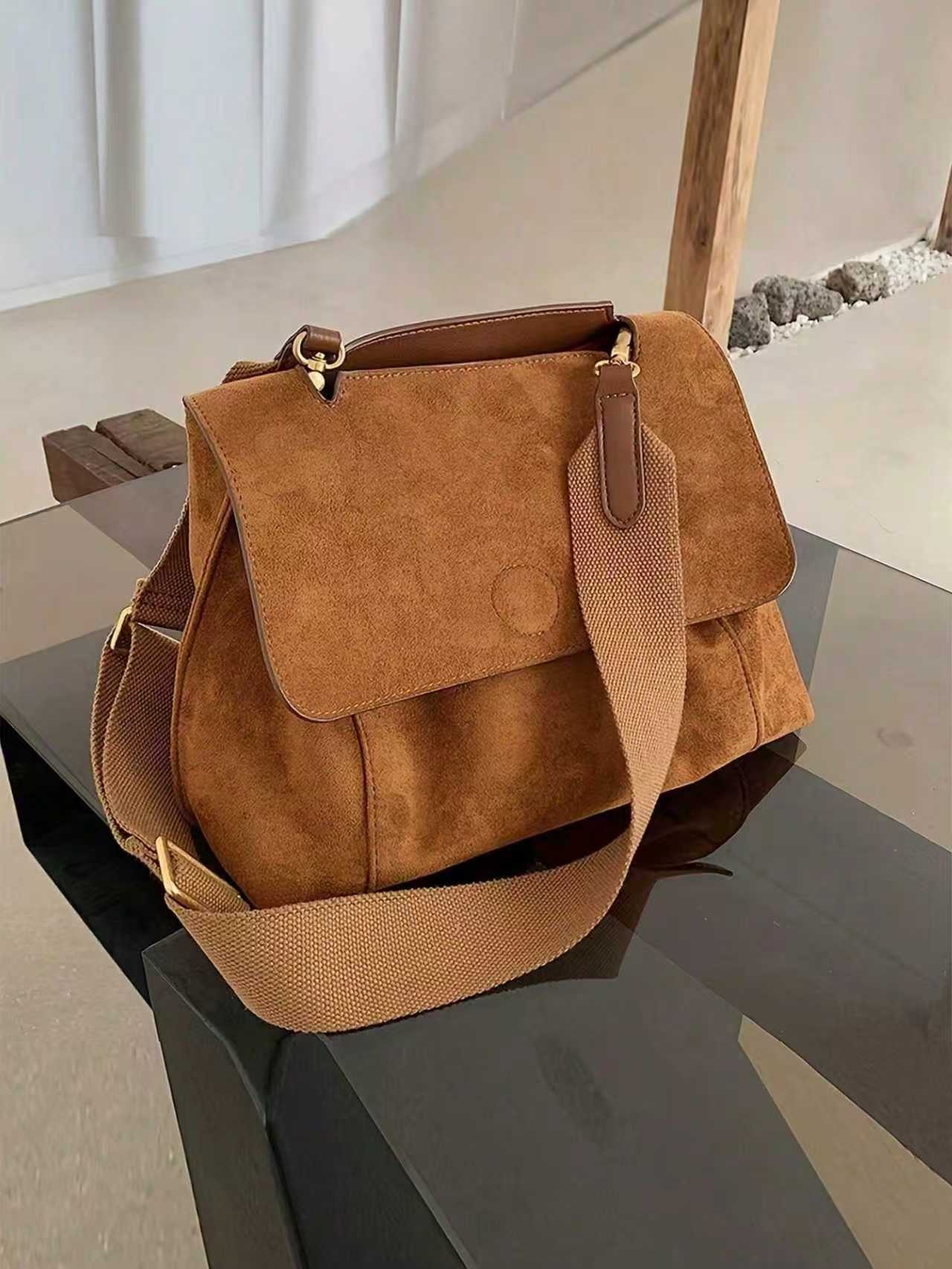 Fabric Women's Bag Stylish And Simple New Retro Solid Color