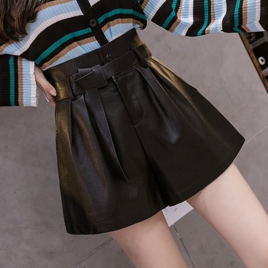 outer wear PU leather shorts