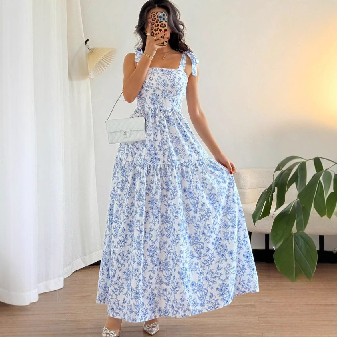 Fashionable Minimalist And Slim Fit Womens Dress
