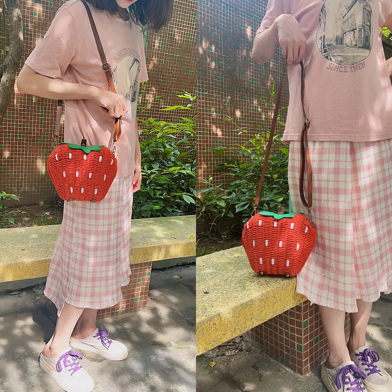 Women's Cute Fashion Strawberry Woven Bag
