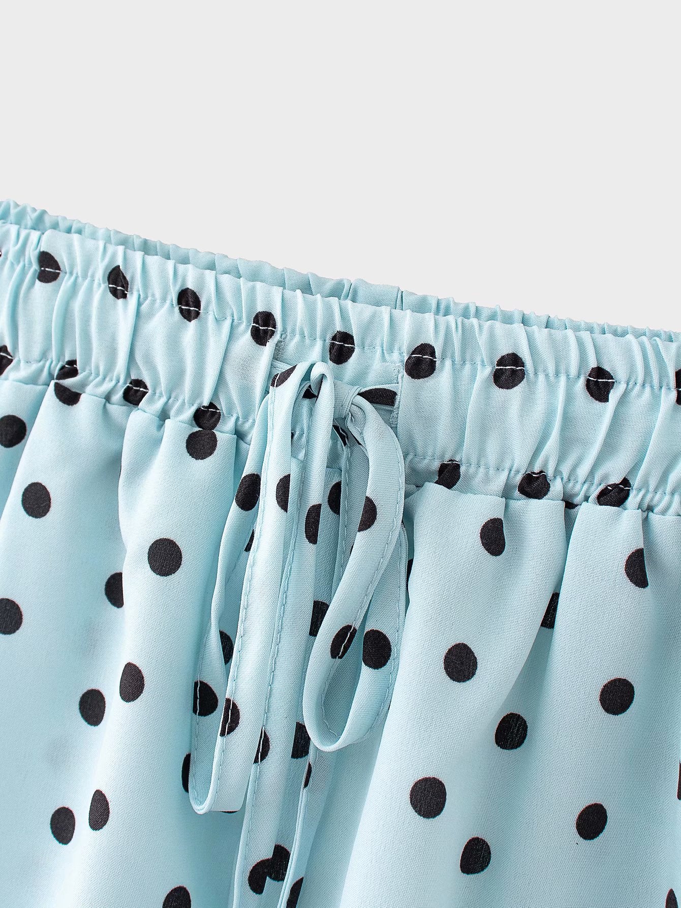 In summer , polka dot with floured flaring dot shorts