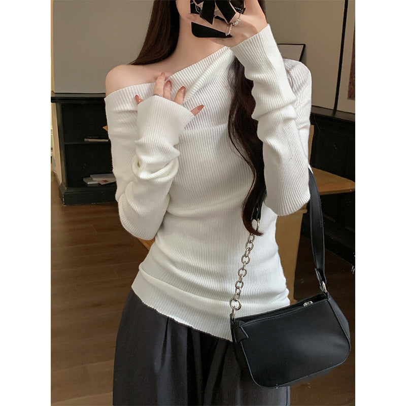 Sexy Off-the-Shoulder Long-Sleeve Knit Top For Women With A Slanted Neckline