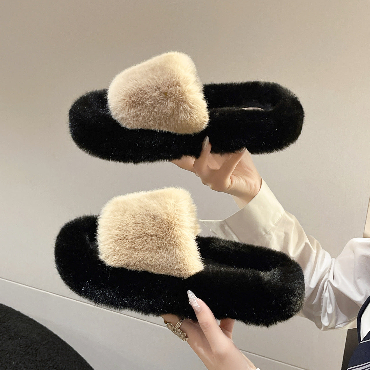 Women's Fashion Simple Home Warm Slugged Bottom Flat Slippers