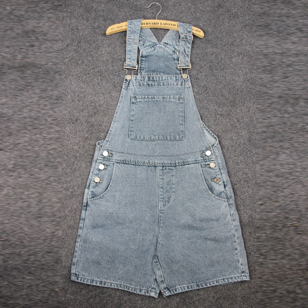 Oversized women's suspender jeans
