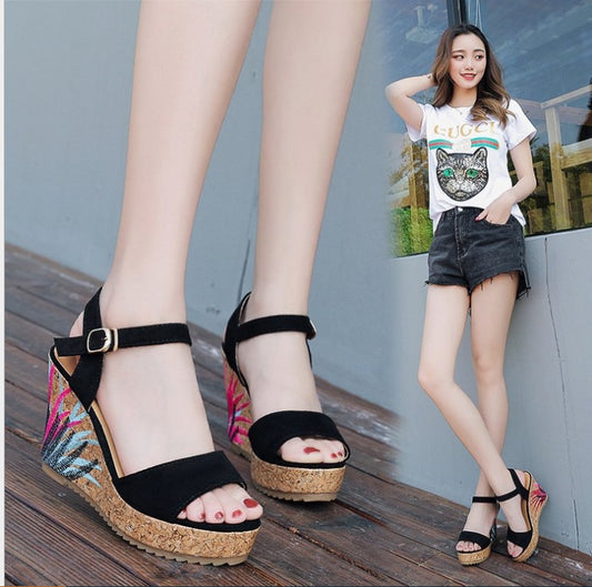 New Women's Fashion Sandals