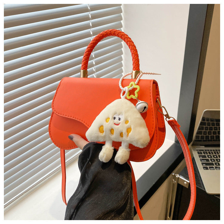Design Portable Magnetic Snap Textured One-shoulder Bag