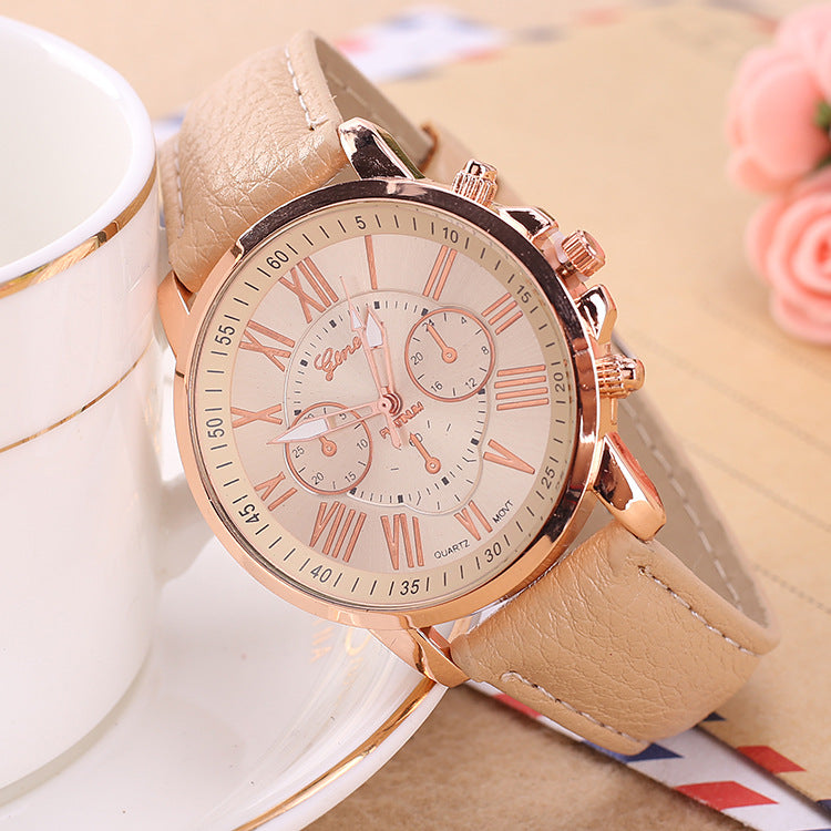 A derivative of the explosion in Geneva on behalf of the spot gold shell Beige three eye literal Rome digital Leather Strap Watch0