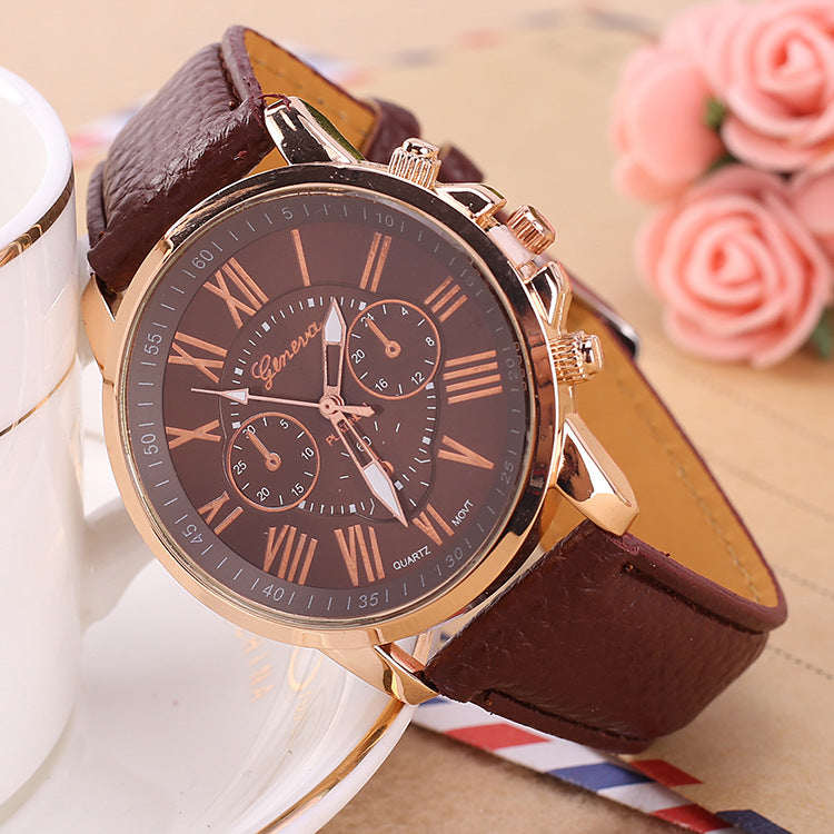 A derivative of the explosion in Geneva on behalf of the spot gold shell Beige three eye literal Rome digital Leather Strap Watch0