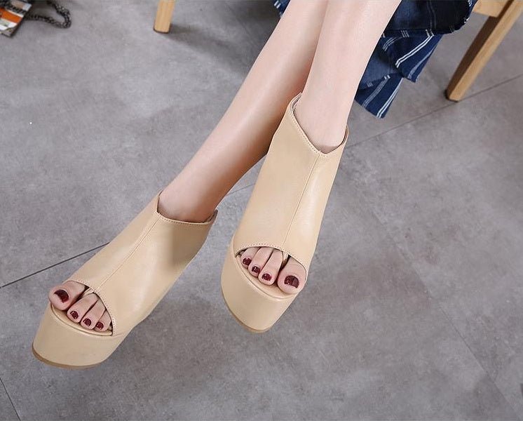 Stylish wild wedge sandals
