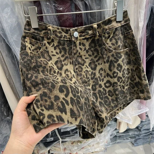 American-style Vintage Leopard-print Denim Shorts For Women