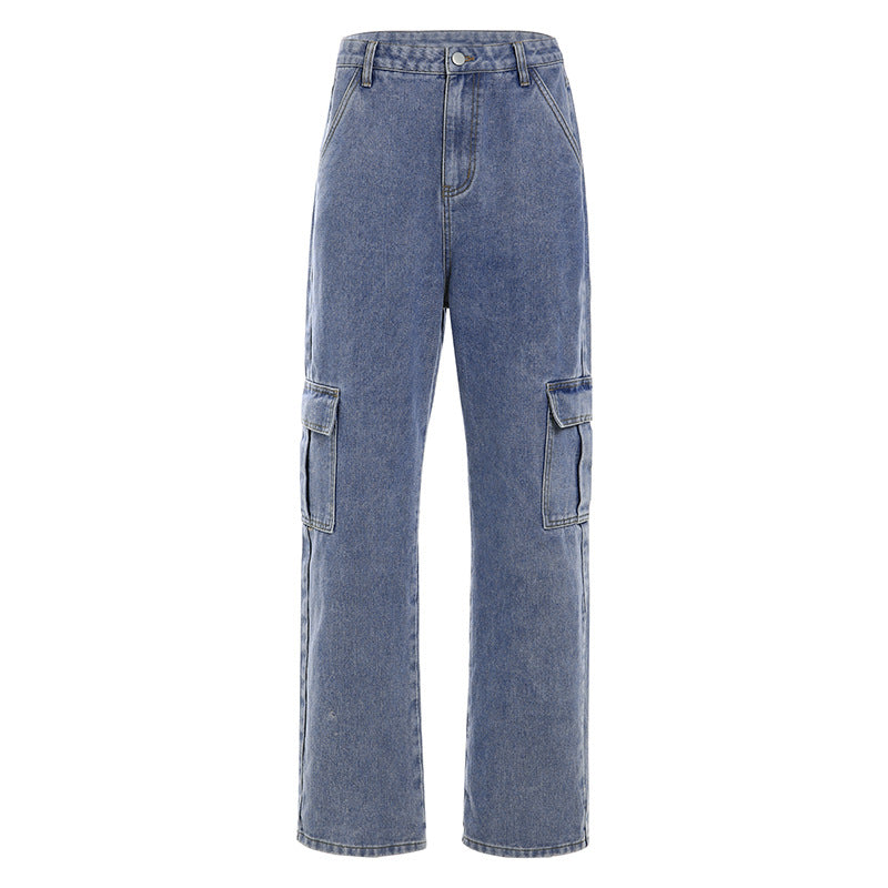 Straight trousers with high waist pockets