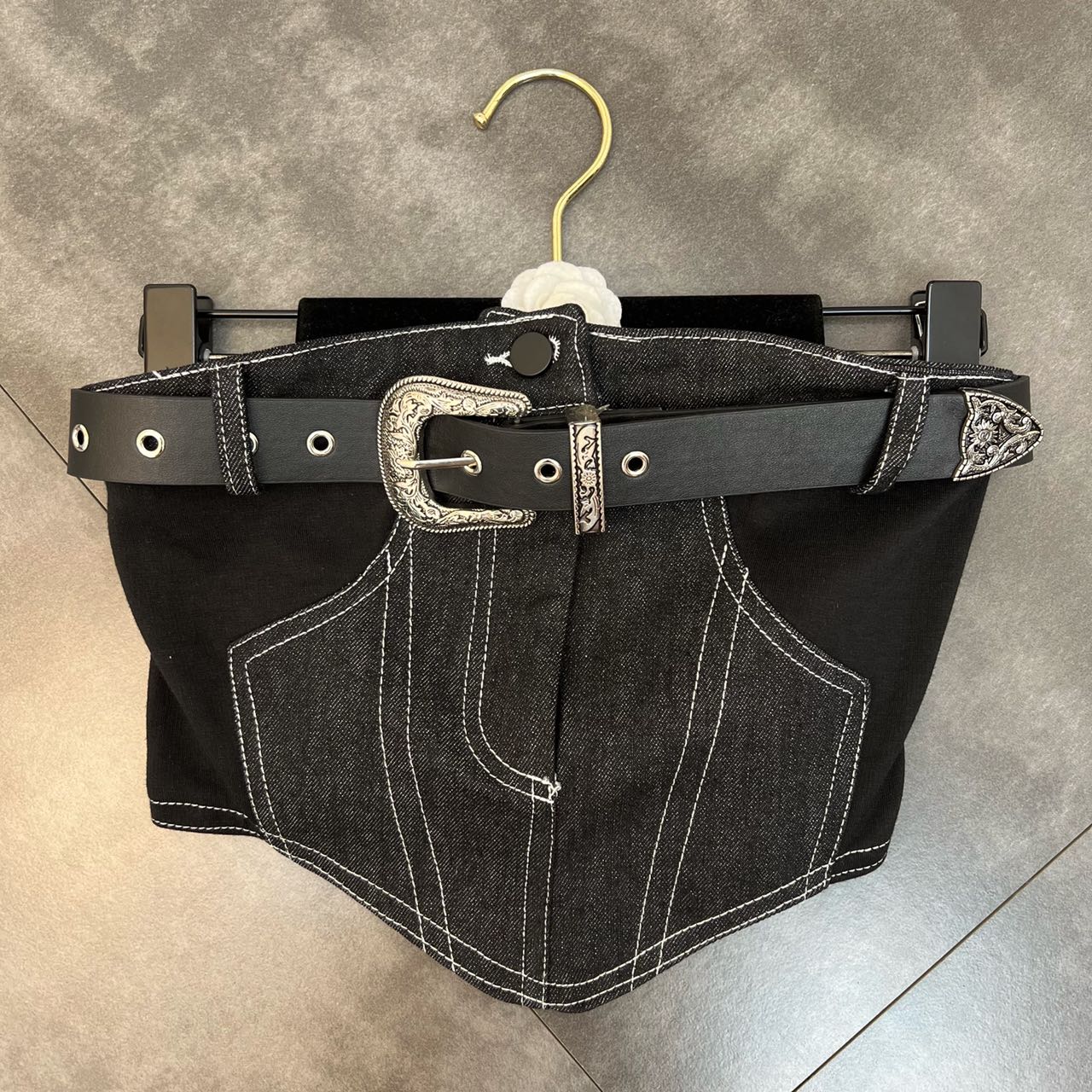 Metal Waistband With Decorative Stitching For A Slimming Bra