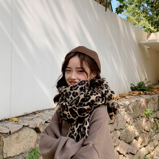 Fashion Retro 100-banded Leopard Scarf Women''s Korean version of Warm Neck Shawl
