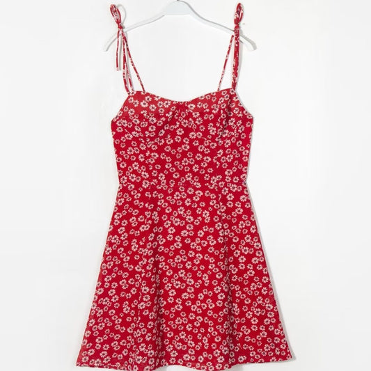 Suspended Dress With Waistband For Slimming Effect