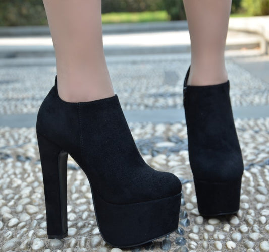 Rough High-heeled Frosted Ladies Martin Boots