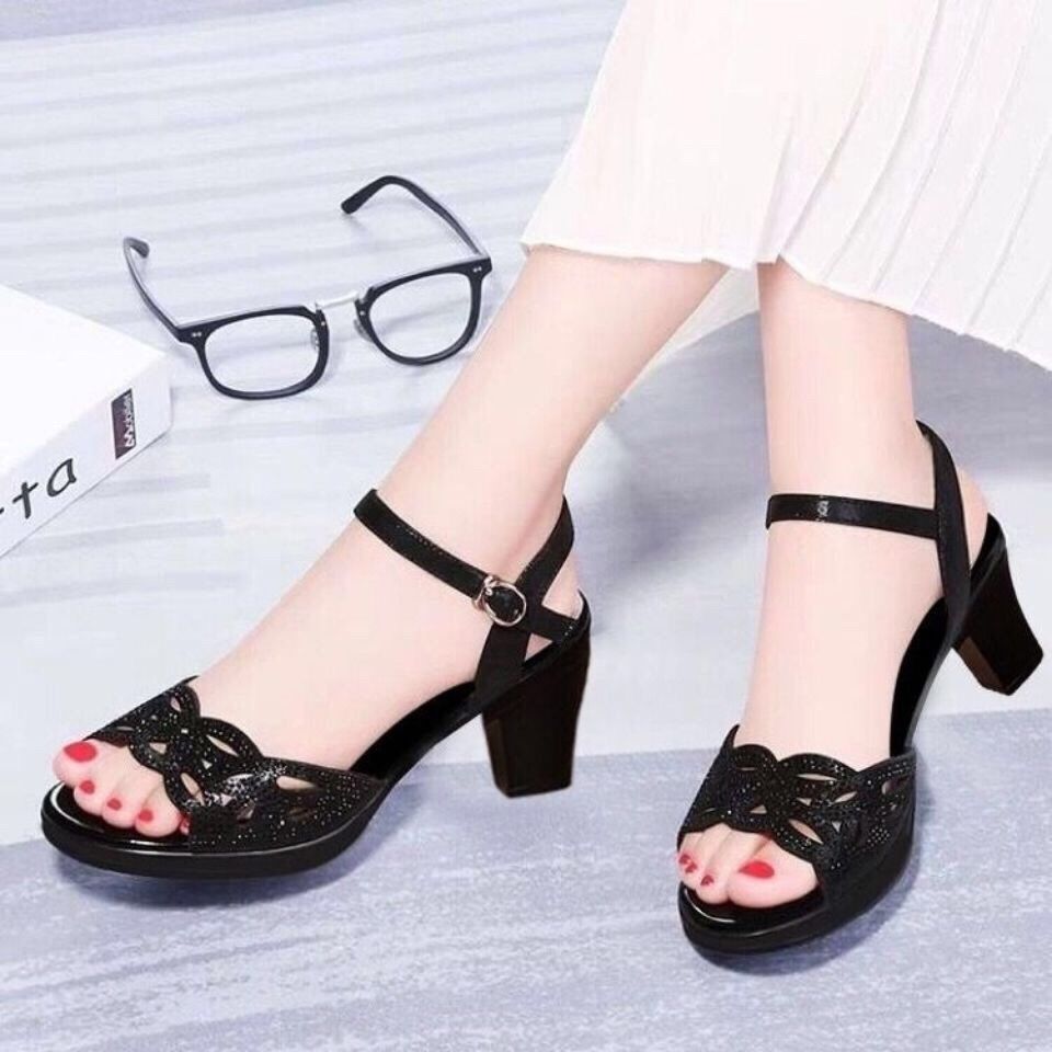 Middle Heel Fish Mouth Soft Sole Mother Shoes Diamond High