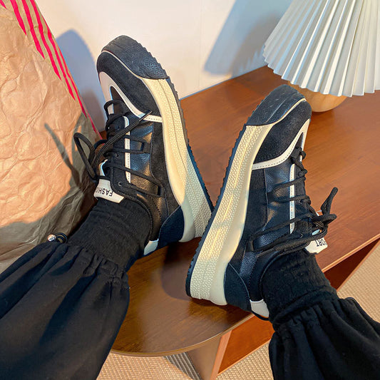 Casual sneakers til kvinder i mælke-te-farver med tyk sål