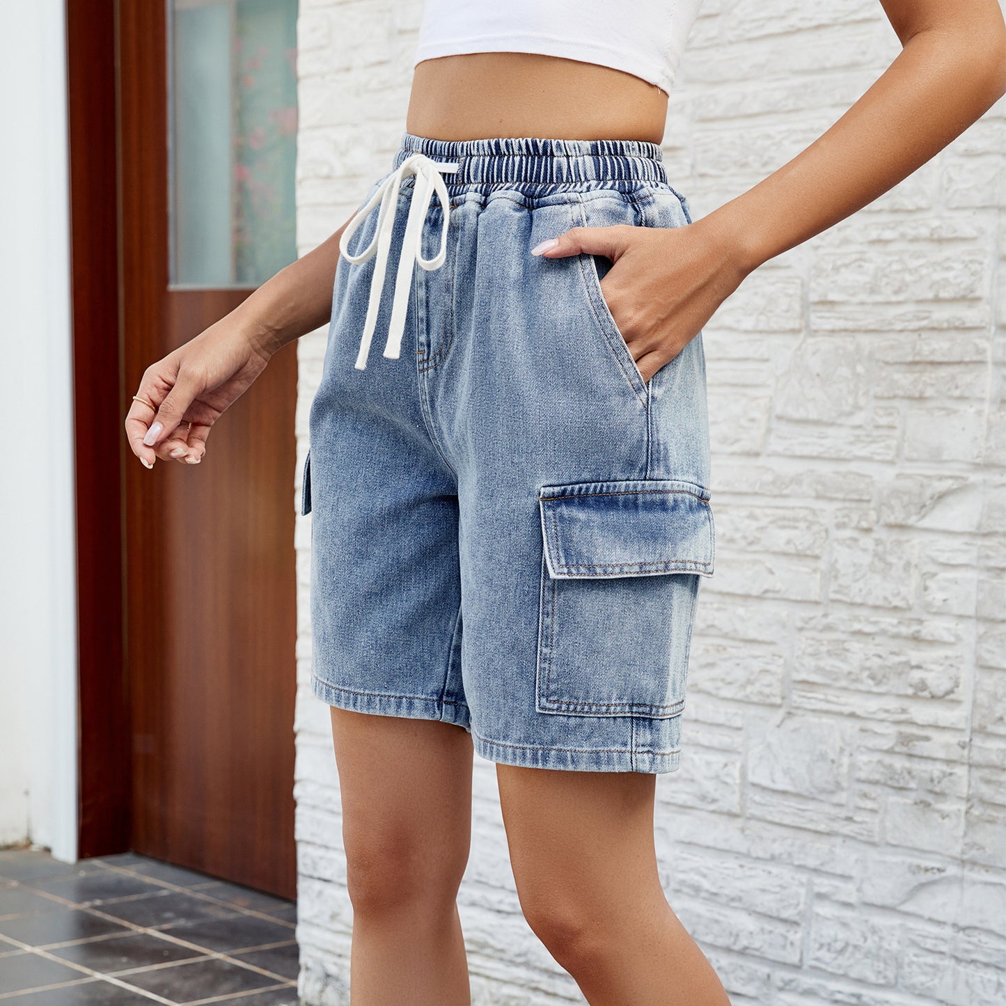 Washed Tied Elastic Waist Five-point Denim Shorts