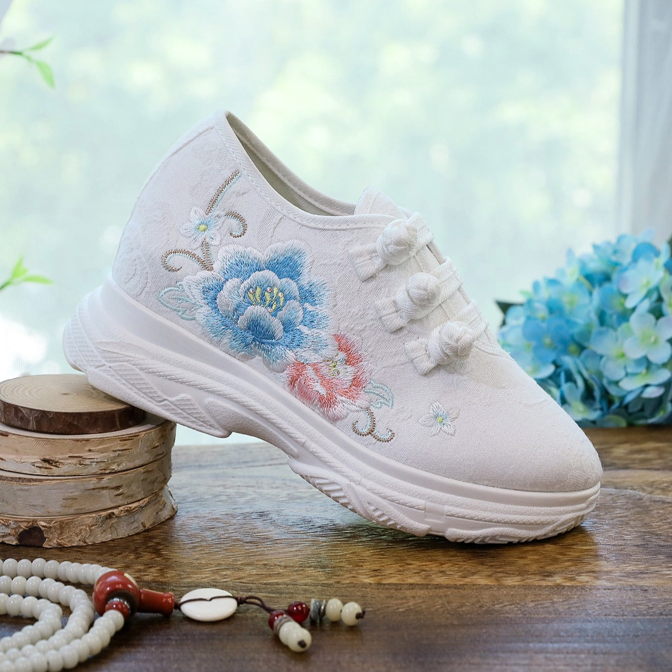 New Autumn And Winter Thick Bottom Student Outdoor Casual Embroidered Sneaker