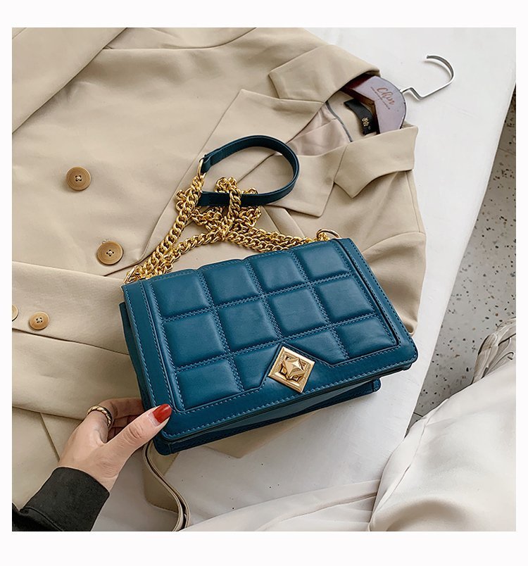 One Shoulder Chain Small Square Bag Crossbody