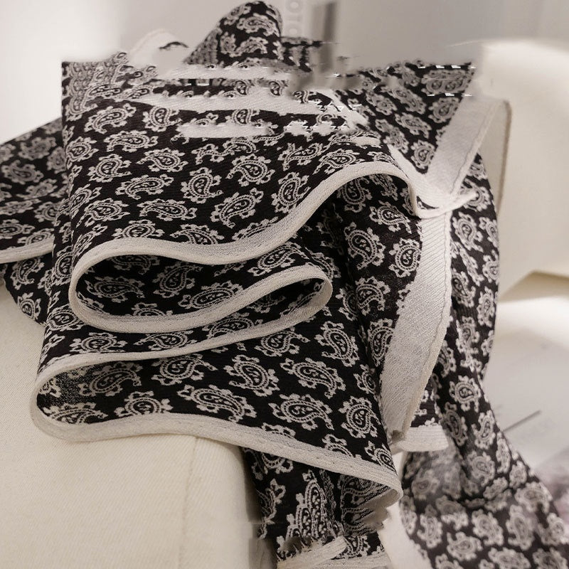 Mulberry Silk Light Skin-friendly Fashion Women's Elegant Decorative Silk Scarf