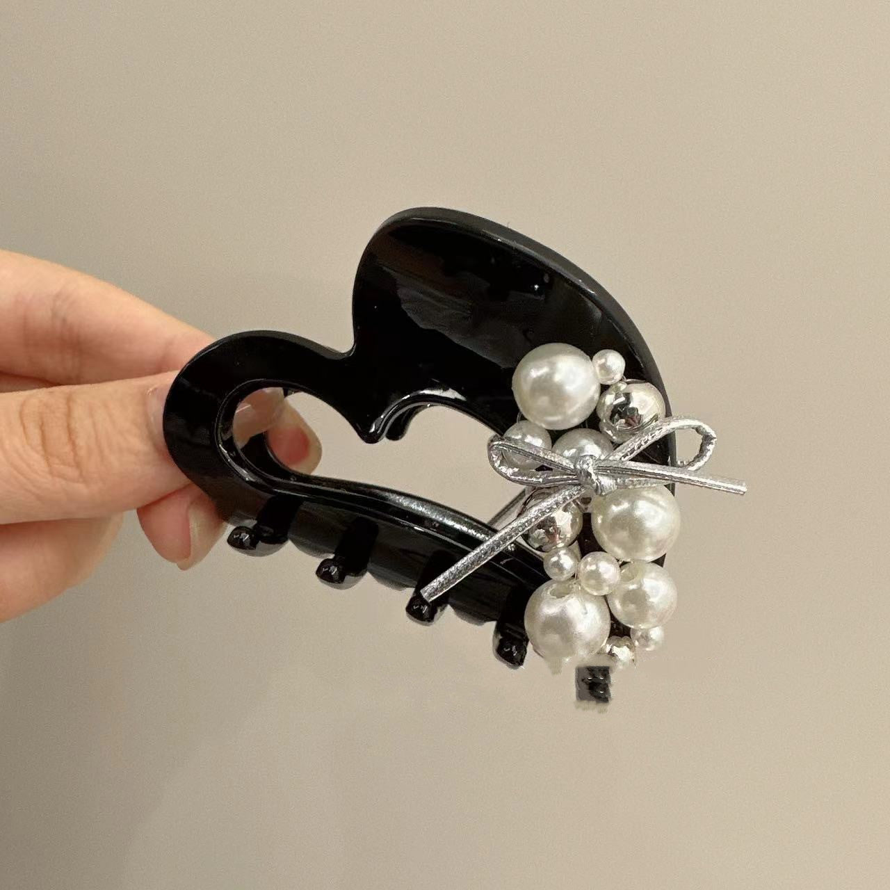 Heart Grip Niche Design Bow