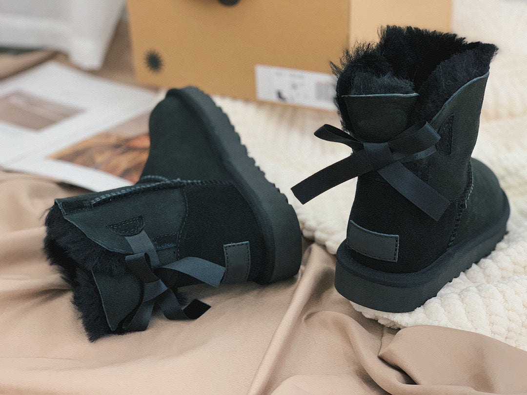 Sheepskin Snow Boots With Single Ribbon For Warmth